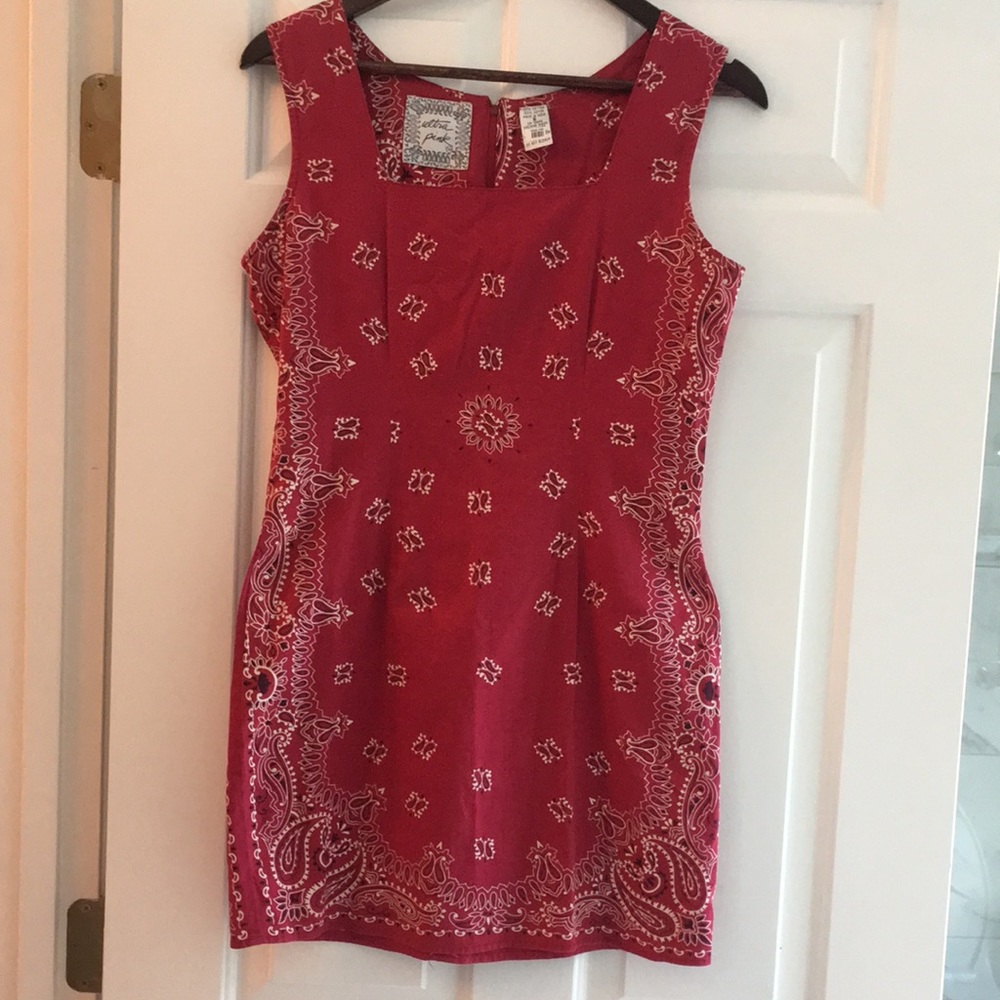 Super cute banana mini sundress - Picture 2 of 5